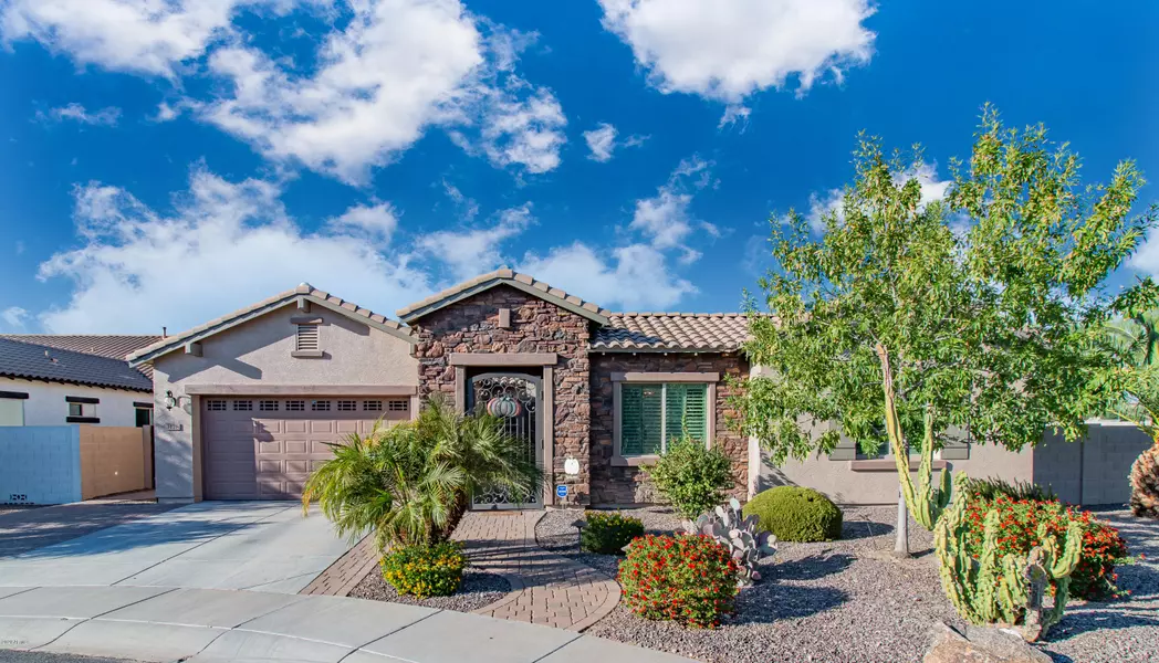 3178 E WARBLER Road, Gilbert, AZ 85297