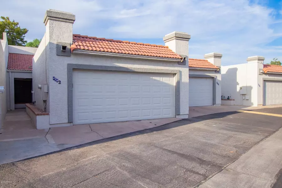 4762 W SANNA Street, Glendale, AZ 85302