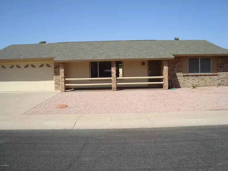 9802 W PINEAIRE Drive, Sun City, AZ 85351