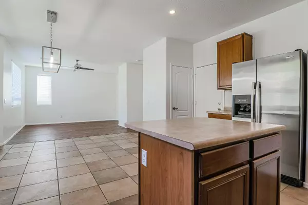 Tolleson, AZ 85353,9014 W TORONTO Way