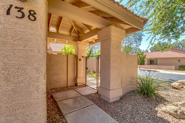 Mesa, AZ 85201,945 N PASADENA -- #138