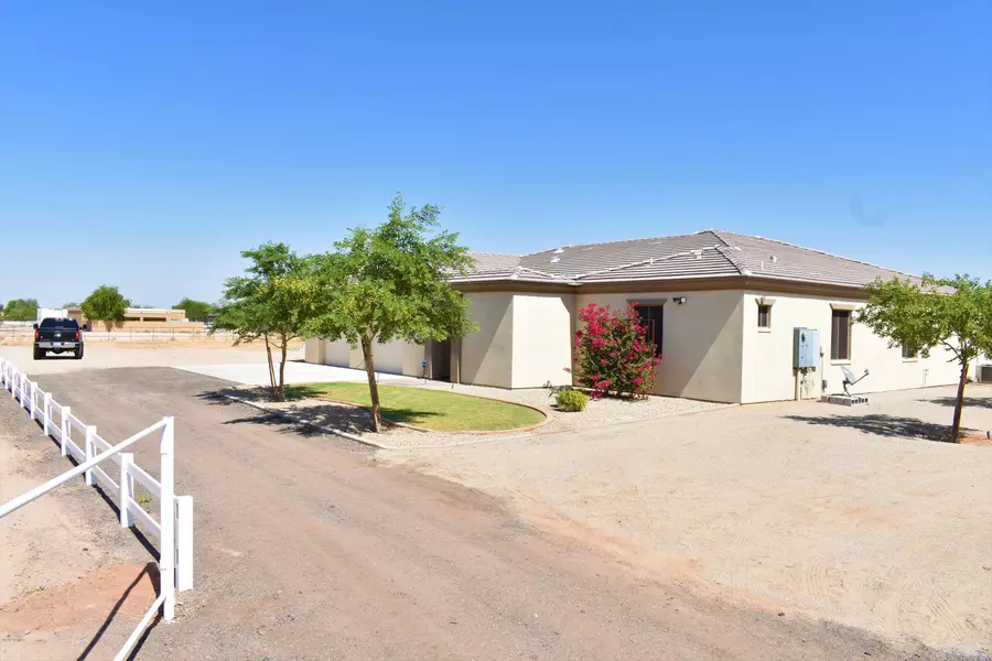 12621 S 208TH Drive, Buckeye, AZ 85326