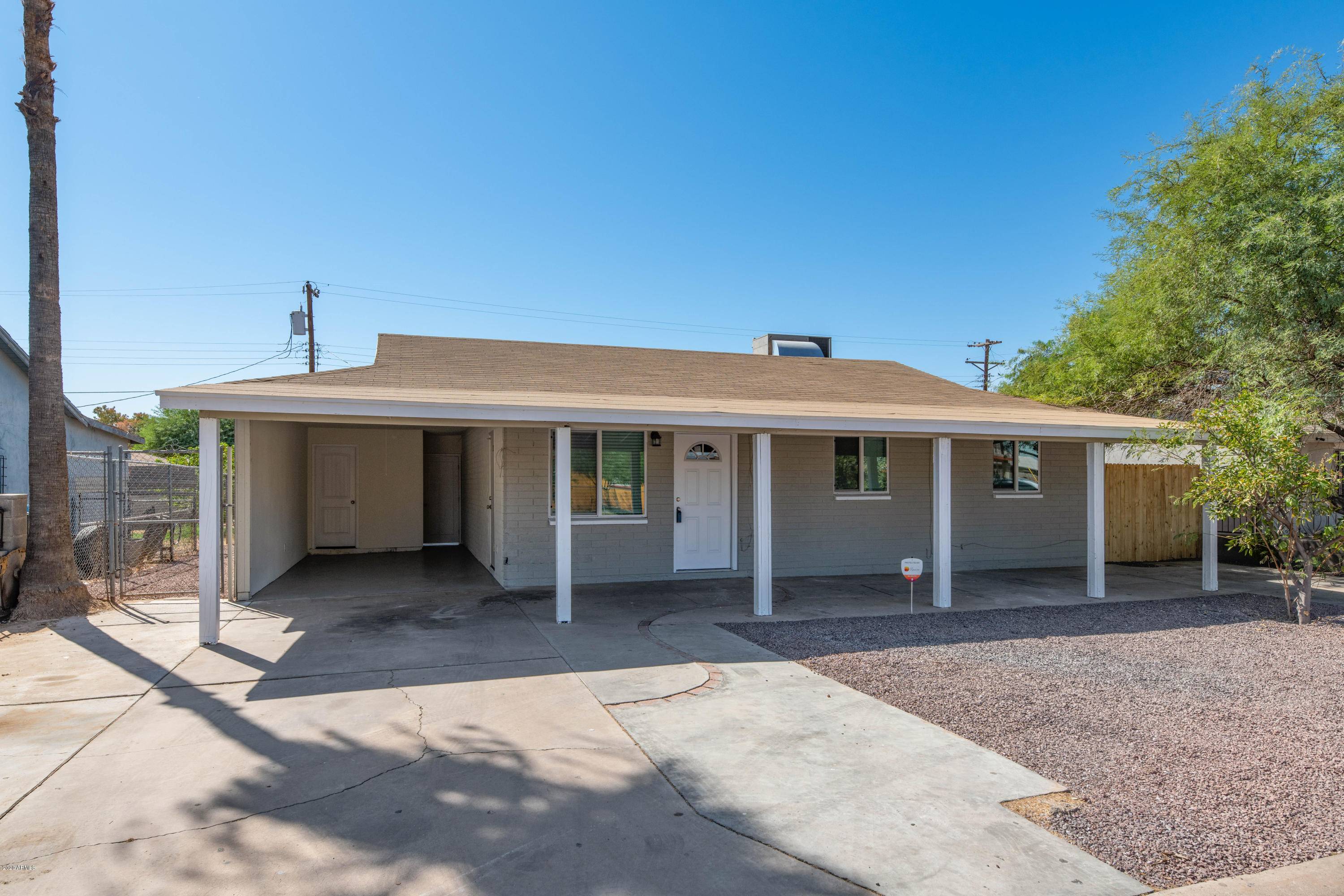 Phoenix, AZ 85041,3747 W TAMARISK Avenue