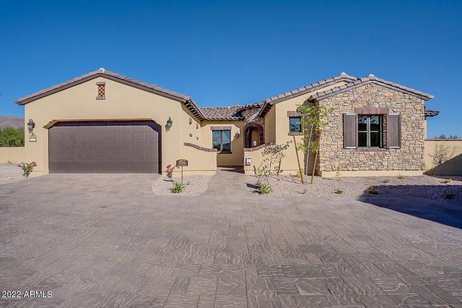 3173 S JACARANDA Court, Gold Canyon, AZ 85118