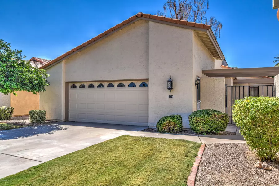 172 LEISURE WORLD --, Mesa, AZ 85206