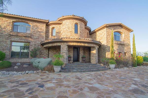 Fountain Hills, AZ 85268,12827 N SUNRIDGE Drive