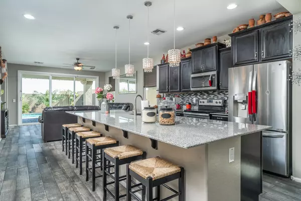 Tolleson, AZ 85353,1703 S 104TH Drive