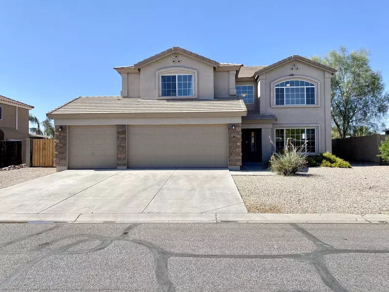 31690 N BLACKFOOT Drive, San Tan Valley, AZ 85143