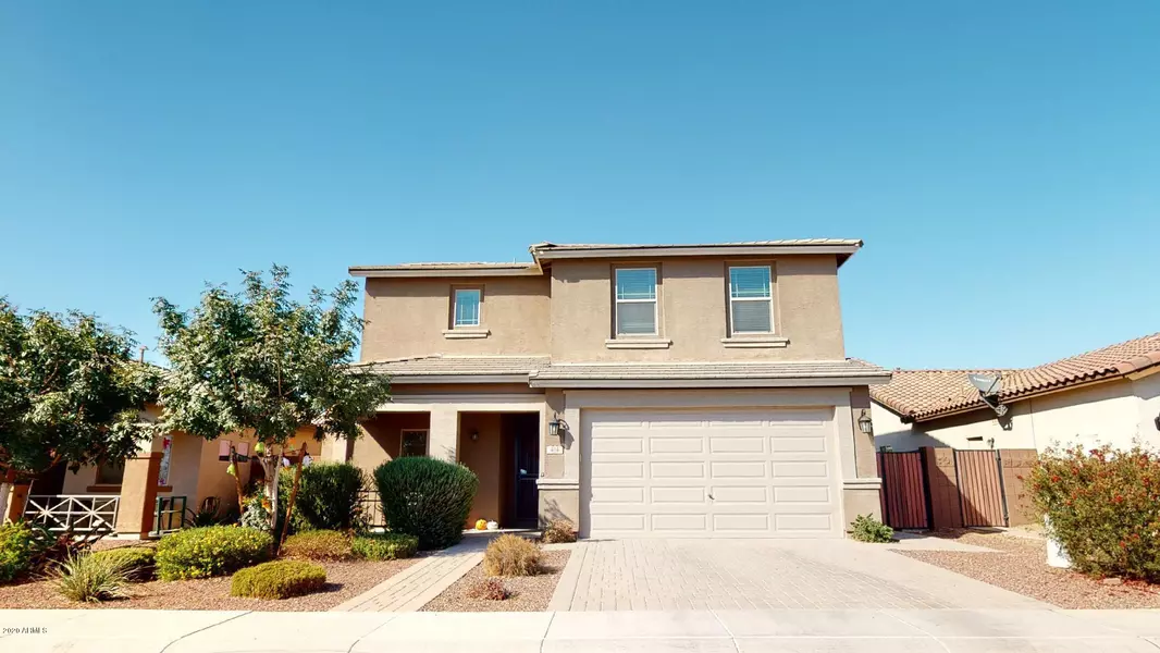 414 W Honey Locust Avenue, San Tan Valley, AZ 85140