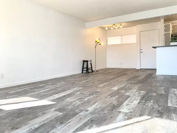 Phoenix, AZ 85018,3828 N 32ND Street #238