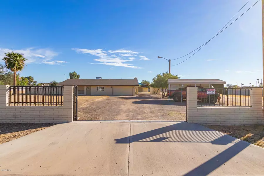 3737 W Morrow Drive, Glendale, AZ 85308