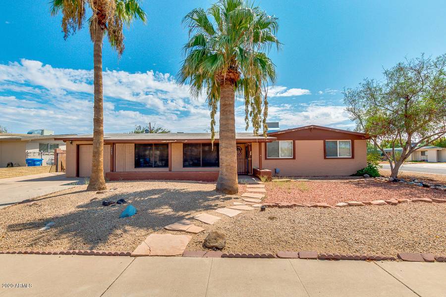 2963 W Port Royale Lane, Phoenix, AZ 85053