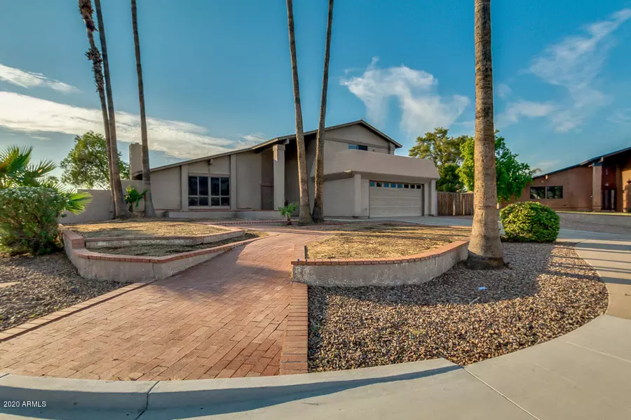 3378 W GRANDVIEW Road, Phoenix, AZ 85053