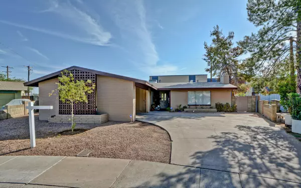 4401 W ROVEY Avenue, Glendale, AZ 85301