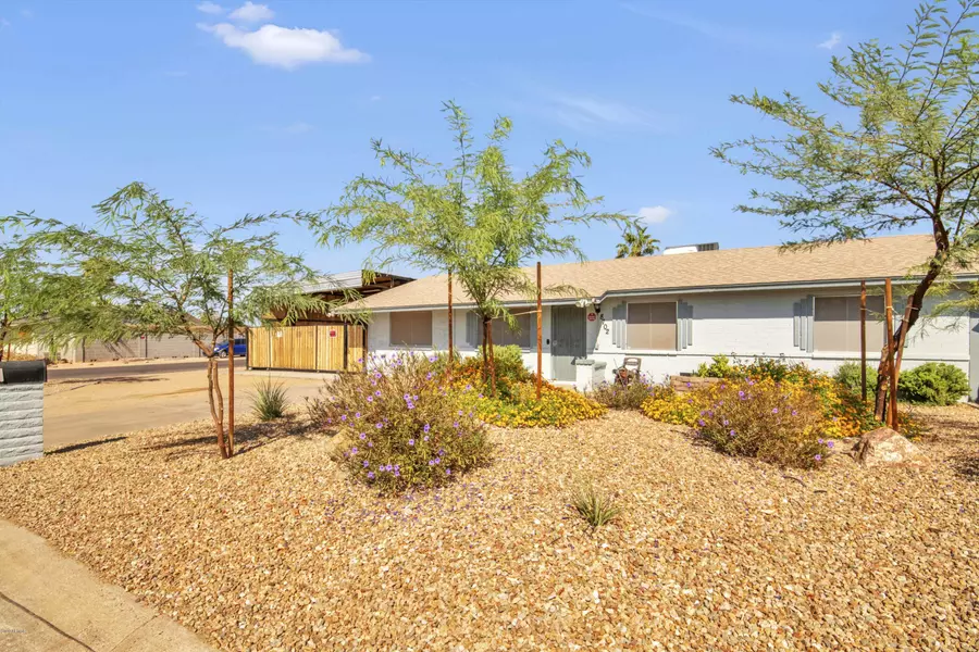 8702 E BUTTE Street, Mesa, AZ 85207