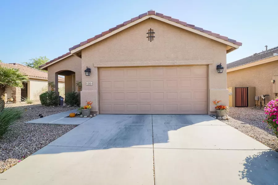 22615 W MOONLIGHT Path, Buckeye, AZ 85326