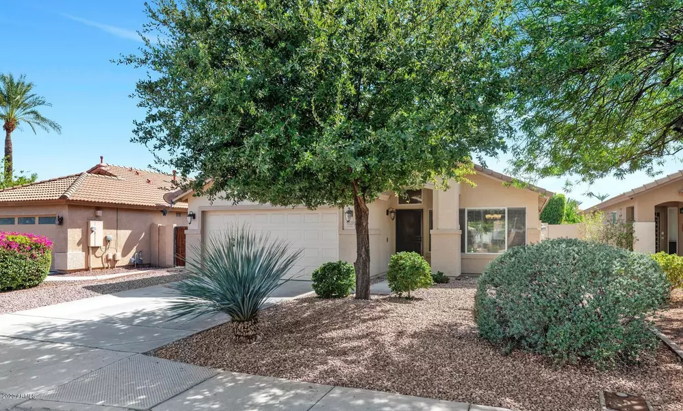 8169 W BEHREND Drive, Peoria, AZ 85382