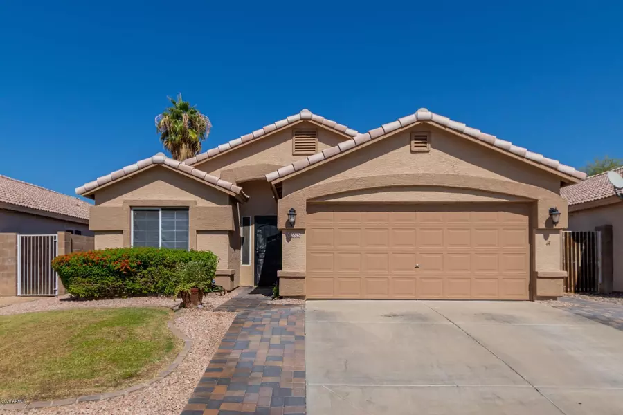 3526 W CHARLOTTE Drive, Glendale, AZ 85310