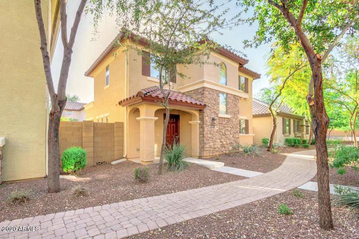 2467 E VERMONT Drive, Gilbert, AZ 85295