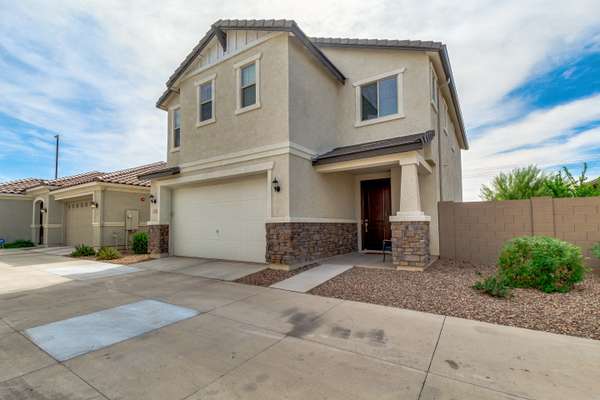 Gilbert, AZ 85296,1563 S LOREN Lane