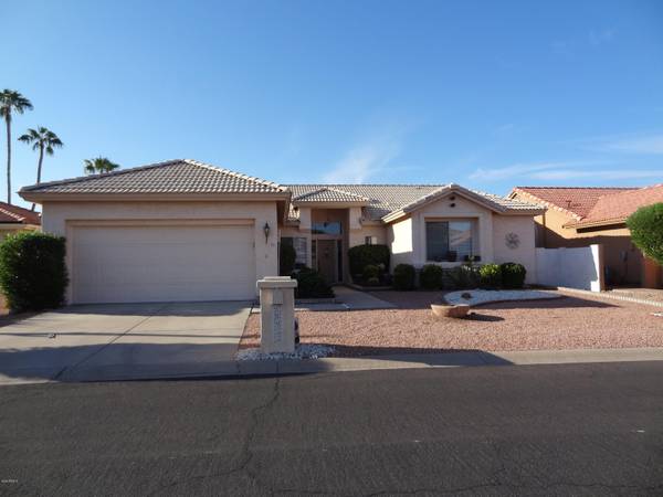 10933 E SUNNYDALE Drive, Sun Lakes, AZ 85248