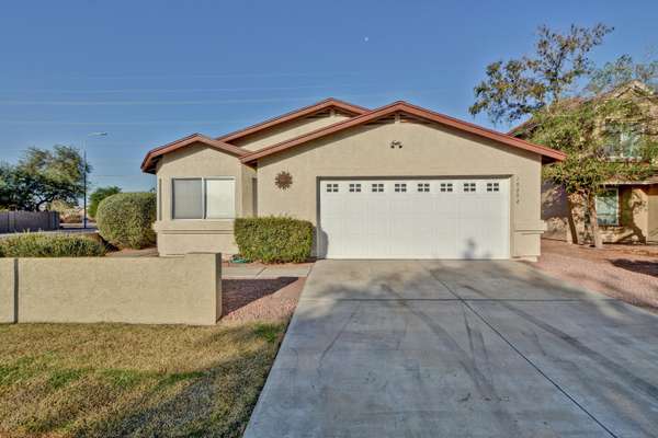 Glendale, AZ 85302,10202 N 66TH Lane