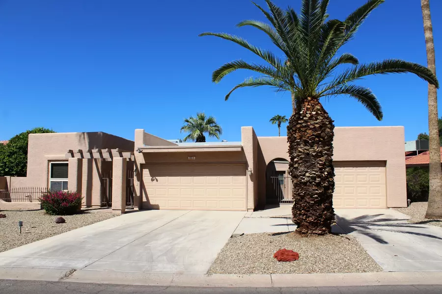 9914 E CHESTNUT Drive, Sun Lakes, AZ 85248