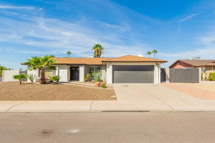 1226 W SHAWNEE Drive, Chandler, AZ 85224