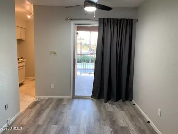 Mesa, AZ 85201,2220 W DORA Street #210