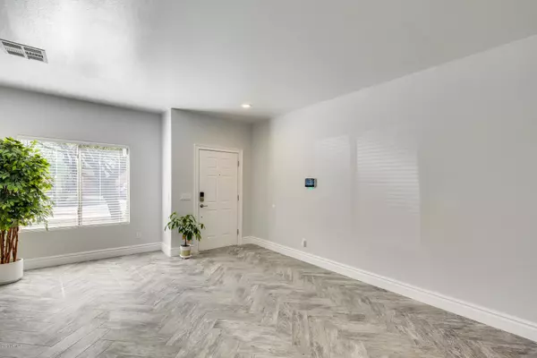 Tolleson, AZ 85353,10004 W BLOCH Road