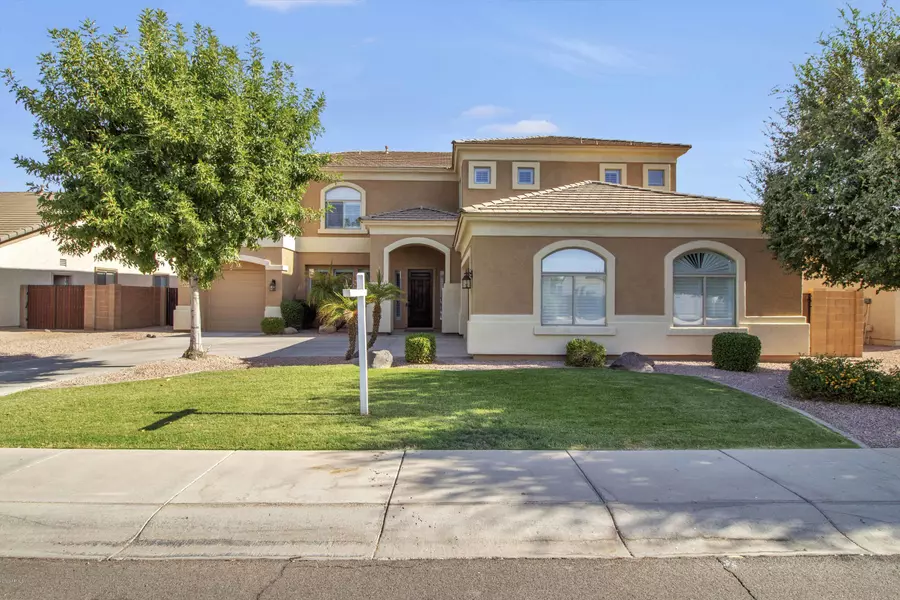 1006 E BENRICH Drive, Gilbert, AZ 85295