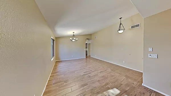 Queen Creek, AZ 85142,21152 E CALLE DE FLORES Street