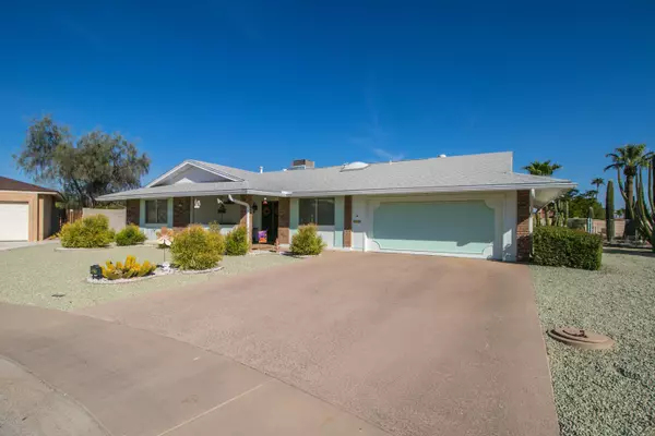 15217 N BOLIVAR Drive, Sun City, AZ 85351