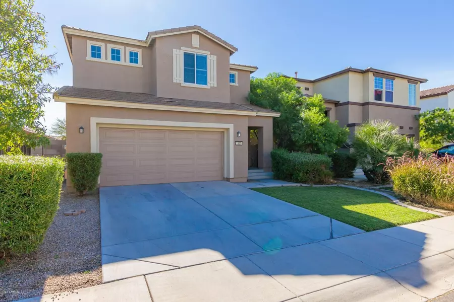 1335 E Julian Drive, Gilbert, AZ 85295