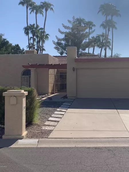 26605 S SHUMAKER Drive, Sun Lakes, AZ 85248