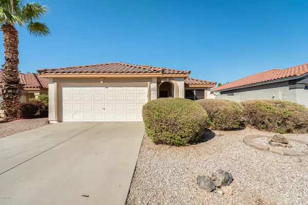 2074 W 22ND Avenue, Apache Junction, AZ 85120