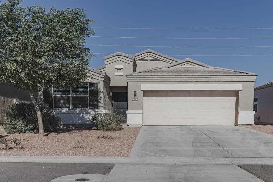 29023 N FIRE AGATE Road, San Tan Valley, AZ 85143