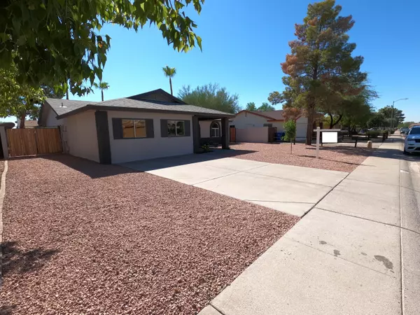 119 W VILLA THERESA Drive, Phoenix, AZ 85023