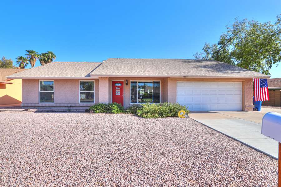 1807 N COMANCHE Drive, Chandler, AZ 85224