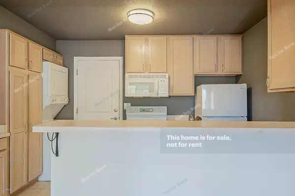 Phoenix, AZ 85027,19820 N 13TH Avenue #119