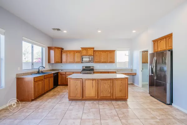 Peoria, AZ 85383,12094 W LONE TREE Trail