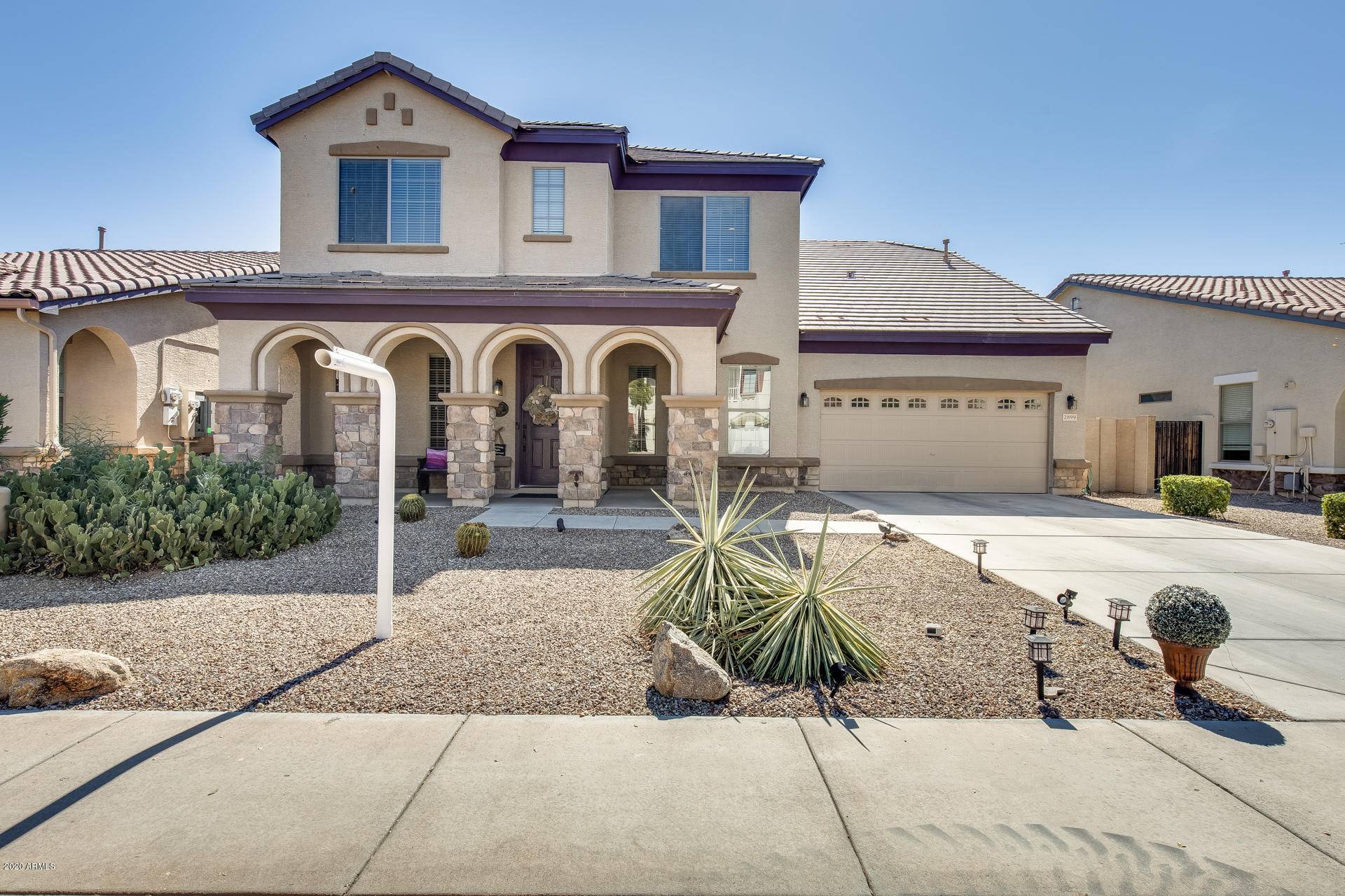 2899 E FANDANGO Drive, Gilbert, AZ 85298