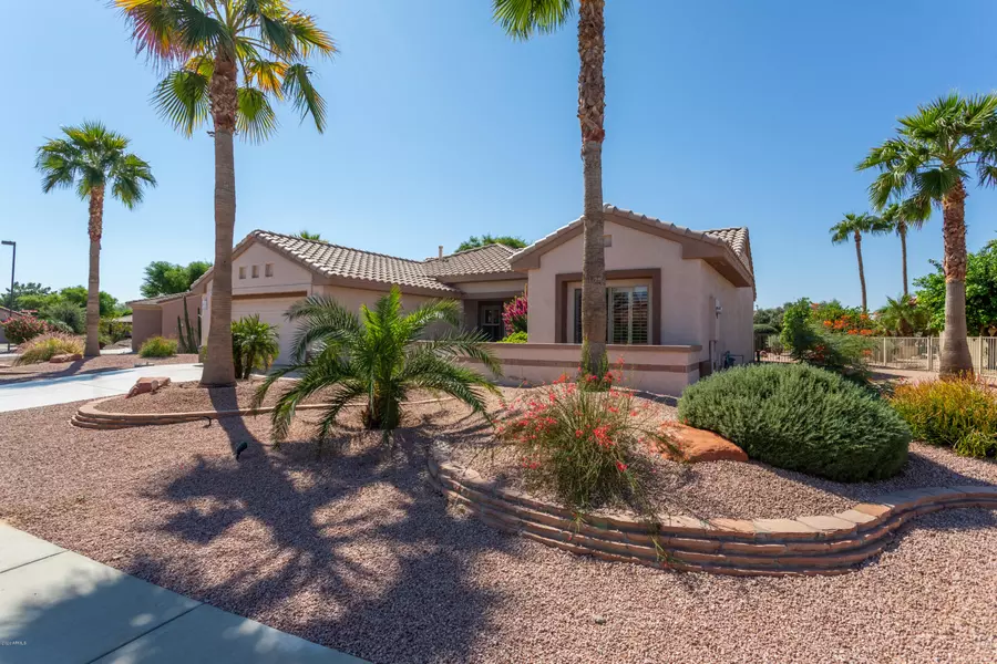 15413 W MOONLIGHT Way, Surprise, AZ 85374