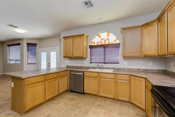 San Tan Valley, AZ 85140,4827 E MEADOW CREEK Way