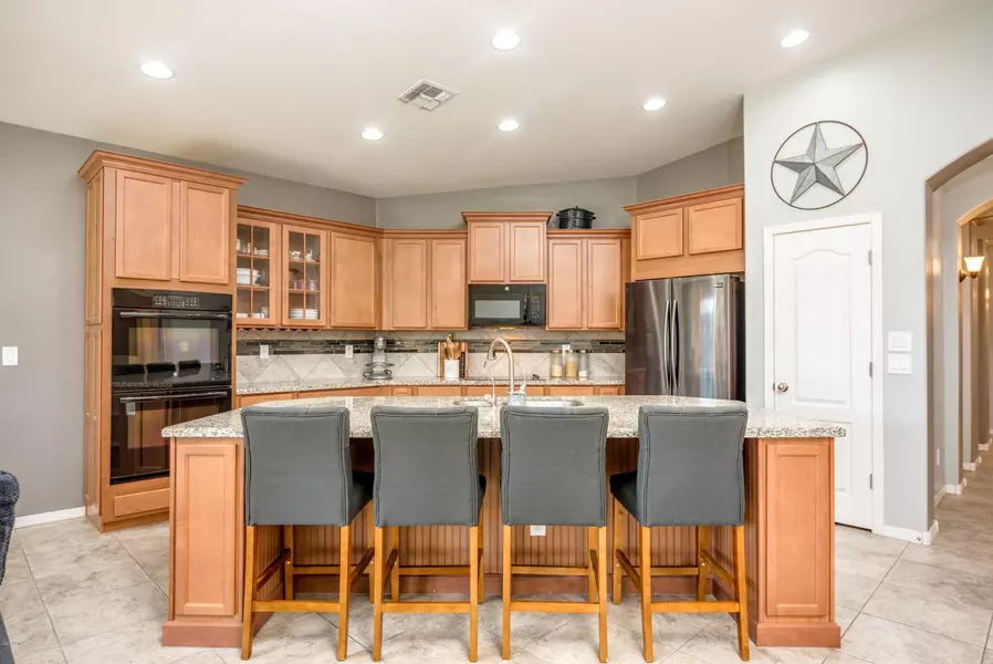 22331 E VIA DE OLIVOS --, Queen Creek, AZ 85142