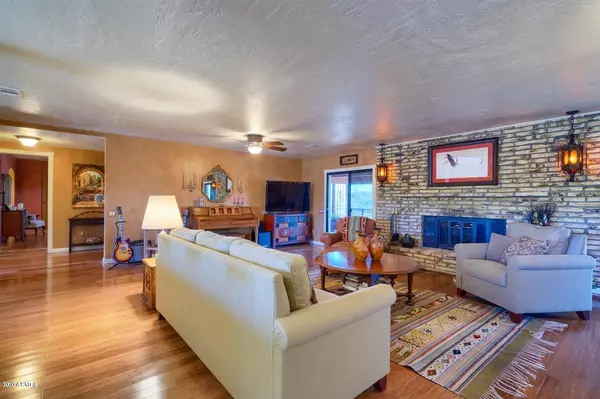 Cave Creek, AZ 85331,7301 E HIGHLAND Road