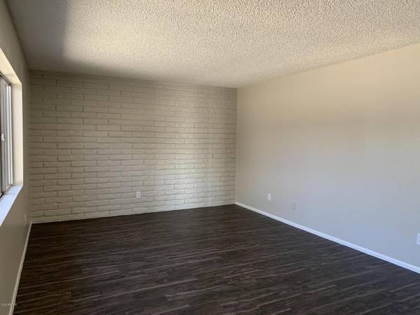 Phoenix, AZ 85029,3324 W LUPINE Avenue