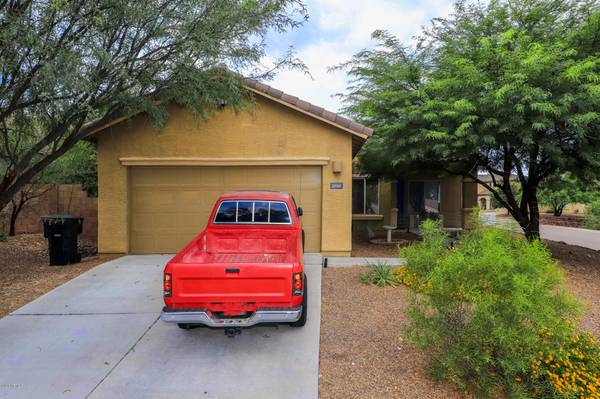 Benson, AZ 85602,1006 S THRONE ROOM Street