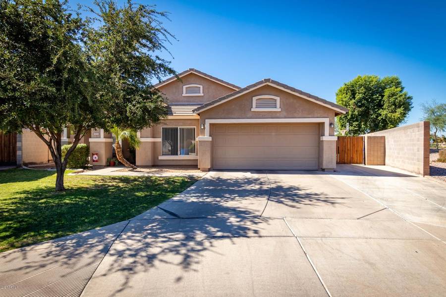 3231 E BLUE SAGE Road E, Gilbert, AZ 85297