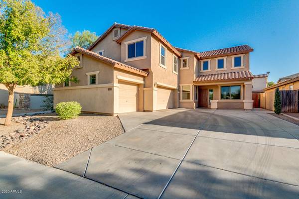 Tolleson, AZ 85353,10363 W ALBENIZ Place